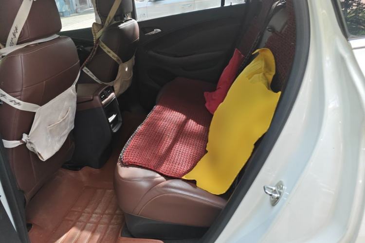 Used Buick Envision 2016 20T Two-Wheel-Drive Elite Model Left Rear Seat