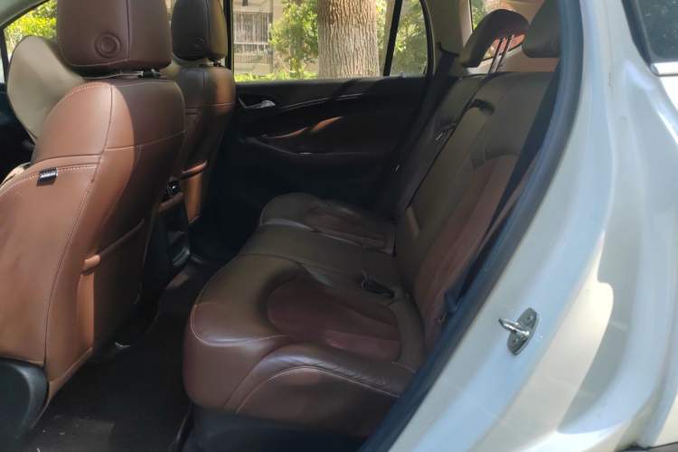 Used Buick Envision 2016 20T Two-Wheel-Drive Elite Model Left Rear Seat