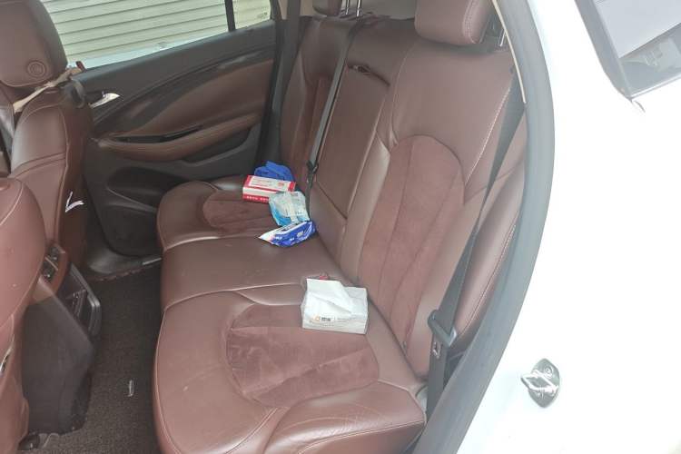 Used Buick Envision 2016 20T Two-Wheel-Drive Elite Model Left Rear Seat
