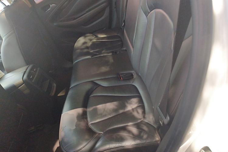 Used Buick Envision 2016 20T Two-Wheel-Drive Elite Model Left Rear Seat