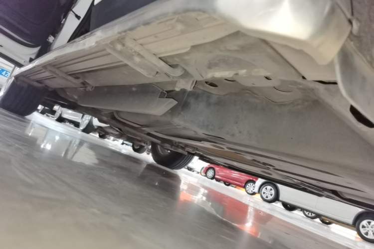 Used Buick Envision 2016 20T Two-Wheel-Drive Elite Model Left Side Sill