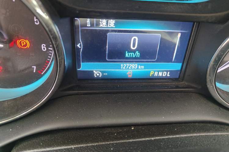 Used Buick Envision 2016 20T Two-Wheel Drive Leading Version Odometer Close Up
