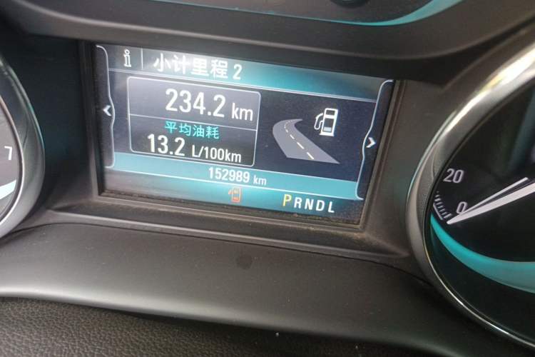 Used Buick Envision 2016 20T Two-Wheel Drive Leading Version Odometer Close Up