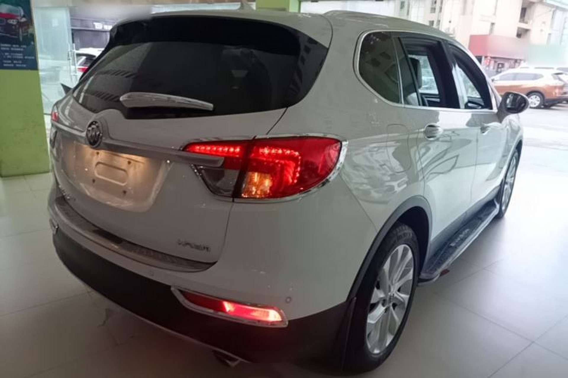 Used Buick Envision 2016 28T All-Wheel-Drive All-Terrain Sport Flagship Edition Rear Right 45 Deg