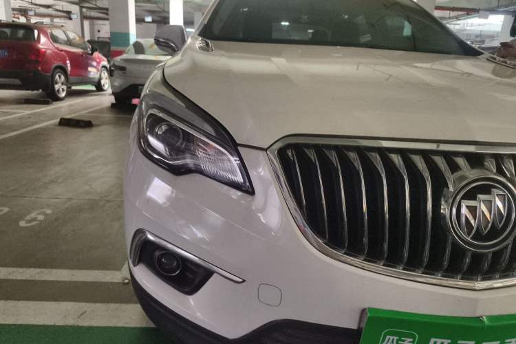Used Buick Envision 2016 20T Two-Wheel Drive Leading Version Right Front Headlight