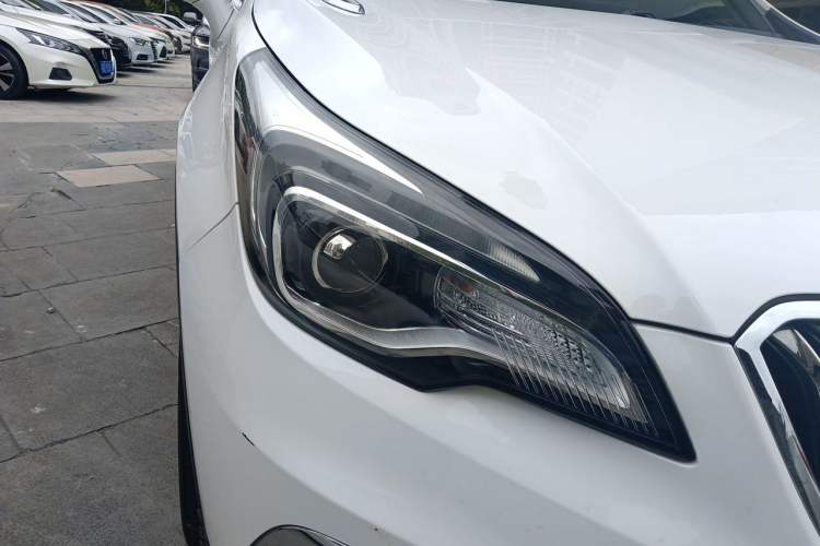 Used Buick Envision 2016 20T Two-Wheel-Drive Elite Model Right Front Headlight