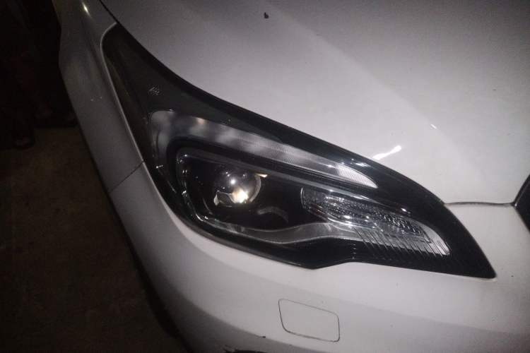 Used Buick Envision 2016 28T Four-Wheel Drive Elite Version Right Front Headlight