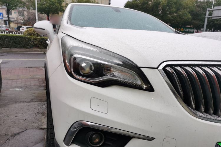 Used Buick Envision 2016 28T Four-Wheel Drive Elite Version Right Front Headlight