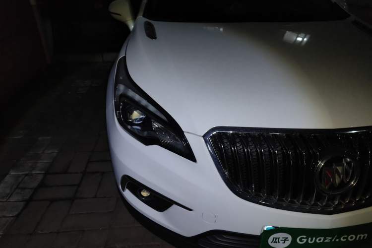 Used Buick Envision 2016 20T Two-Wheel Drive Leading Version Right Front Headlight