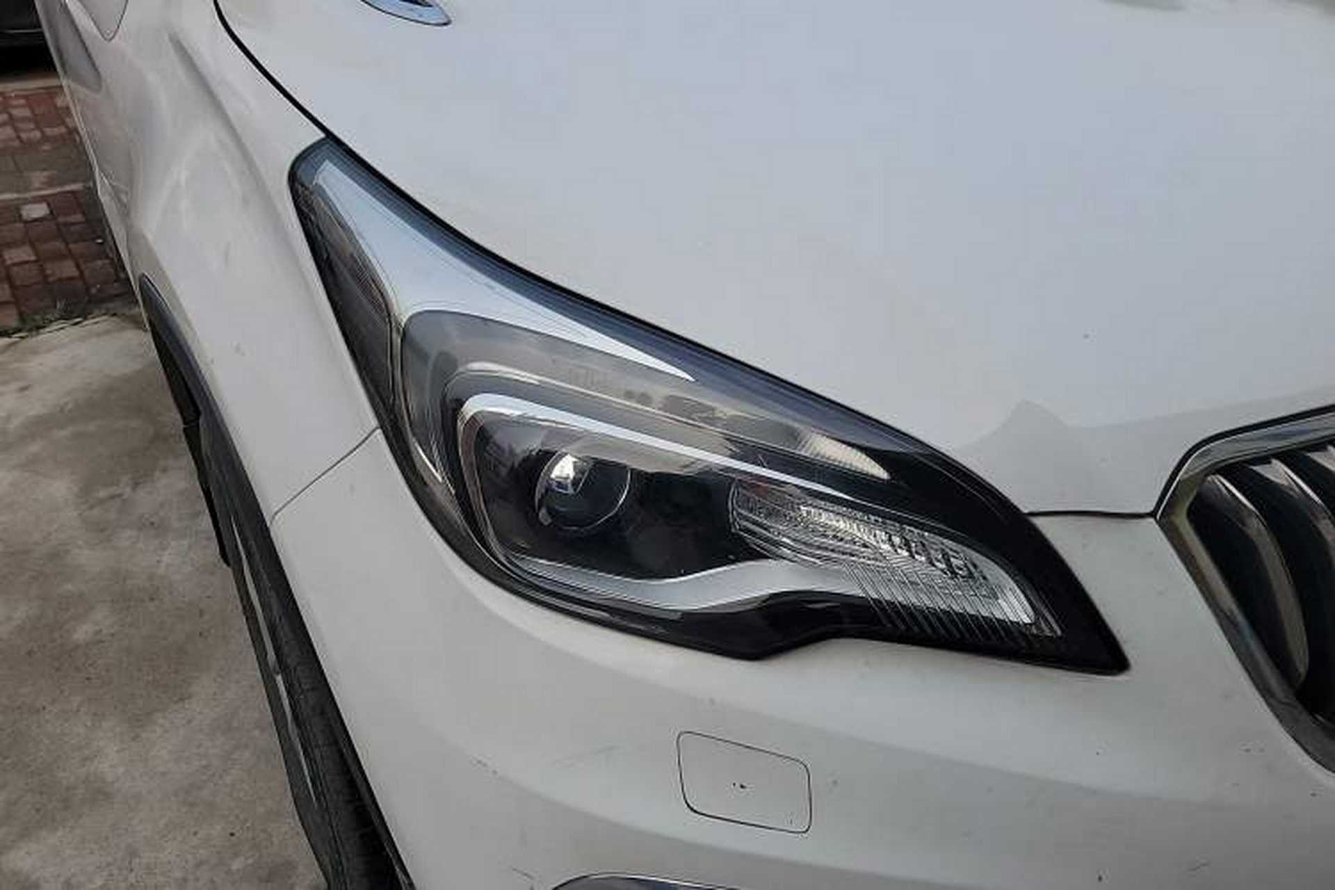 Used Buick Envision 2016 28T Four-Wheel Drive Elite Version Right Front Headlight