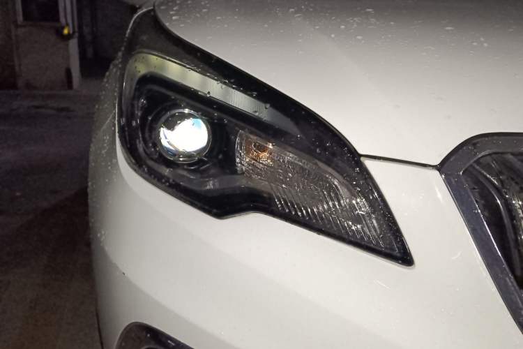 Used Buick Envision 2016 20T Two-Wheel-Drive Elite Model Right Front Headlight