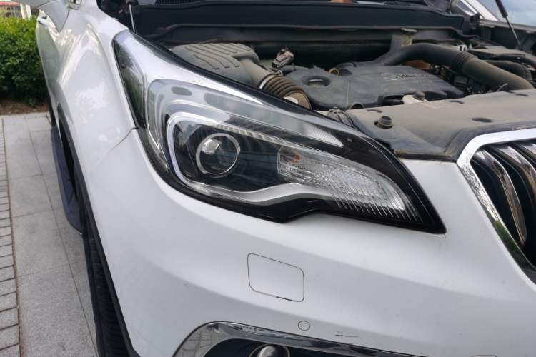 Used Buick Envision 2016 20T Four-Wheel Drive Luxury Model Right Front Headlight