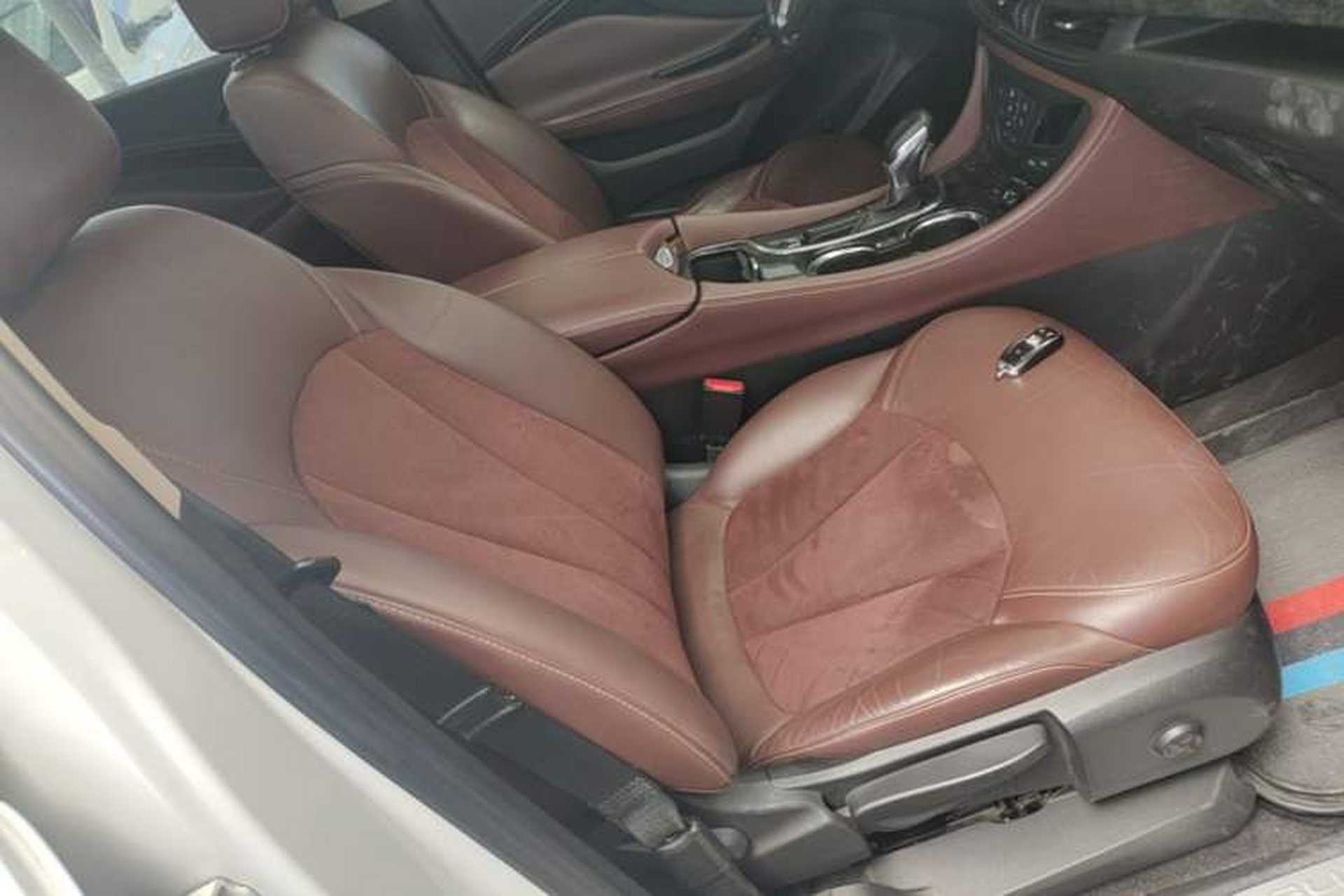 Used Buick Envision 2016 28T Four-Wheel Drive Elite Version Right Front Seat