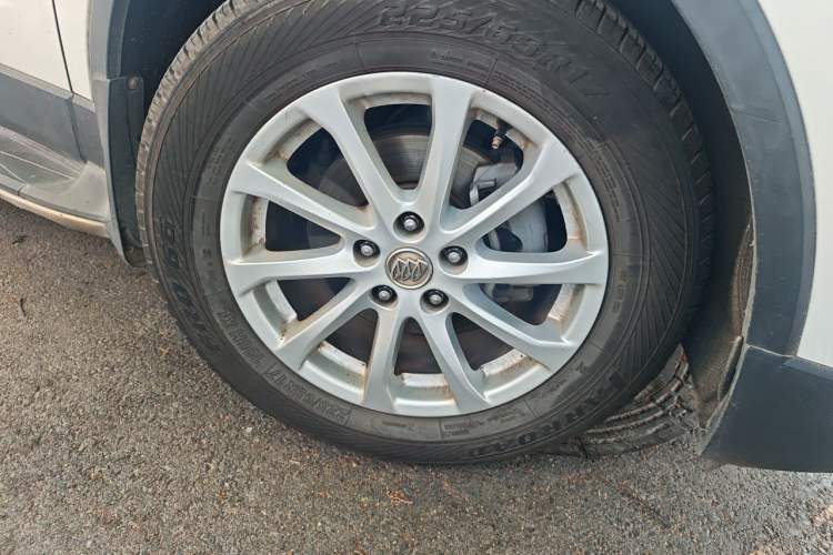 Used Buick Envision 2016 20T Two-Wheel-Drive Elite Model Right Front Wheel Hub