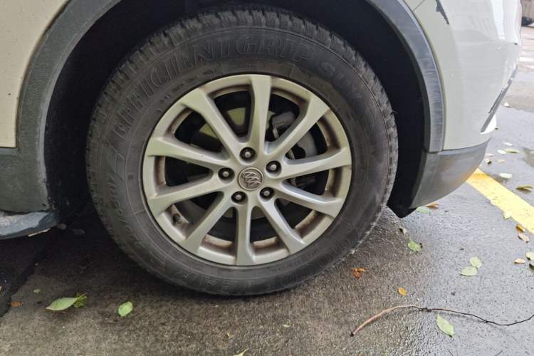 Used Buick Envision 2016 20T Two-Wheel-Drive Elite Model Right Front Wheel Hub
