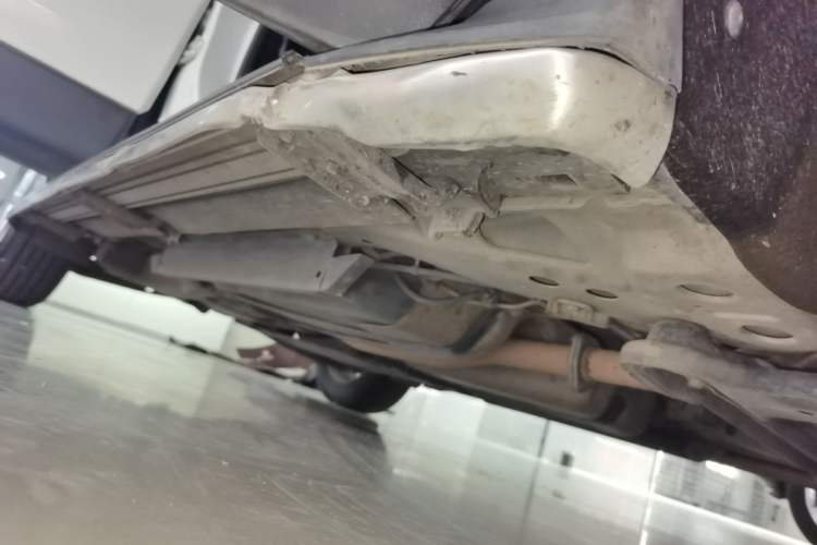 Used Buick Envision 2016 20T Two-Wheel-Drive Elite Model Right Side Sill