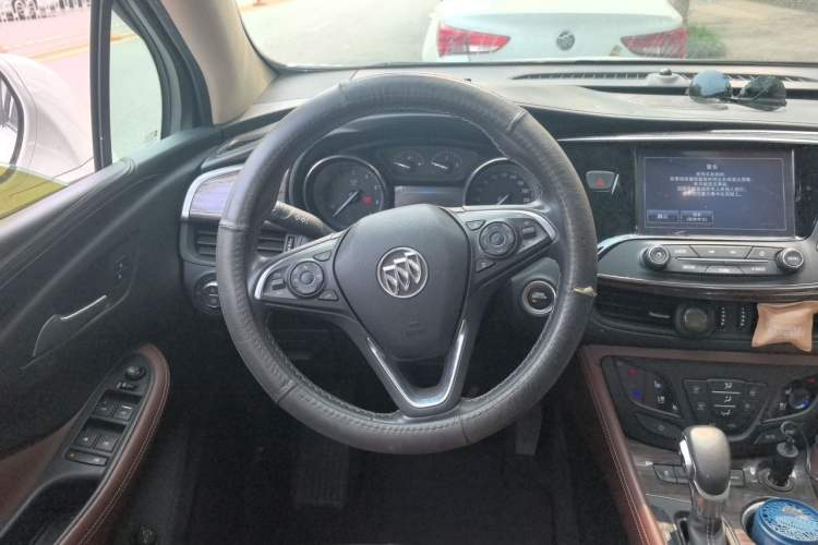 Used Buick Envision 2016 28T Four-Wheel Drive Luxury Model Steering Wheel