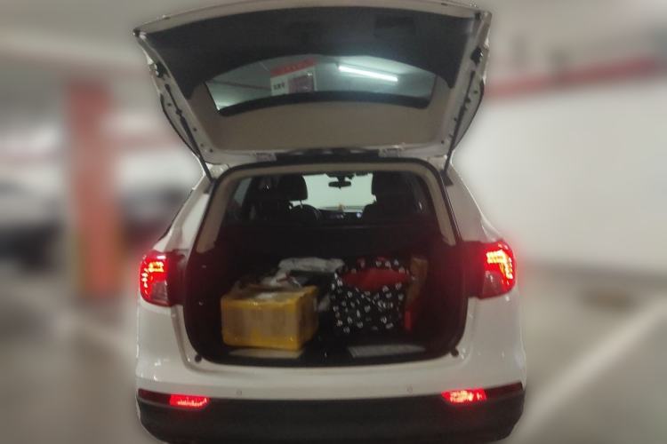Used Buick Envision 2016 20T Two-Wheel Drive Leading Version Trunk