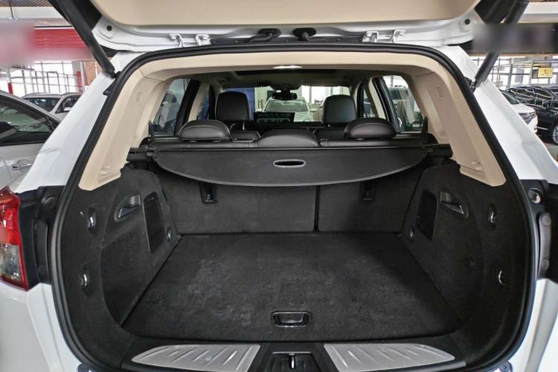 Used Buick Envision 2016 28T Four-Wheel Drive Elite Version Trunk