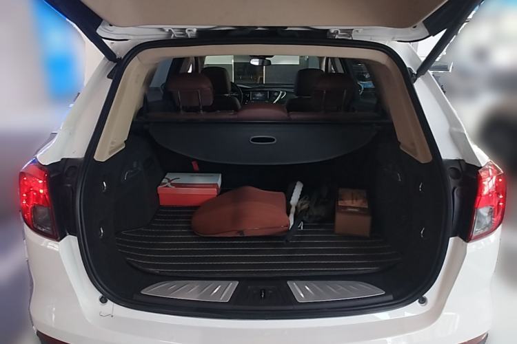 Used Buick Envision 2016 28T Four-Wheel Drive Elite Version Trunk