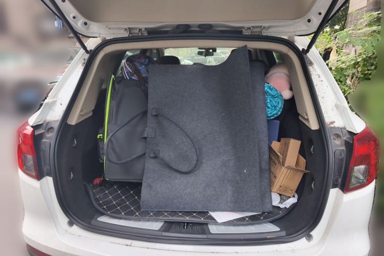 Used Buick Envision 2016 20T Two-Wheel-Drive Elite Model Trunk