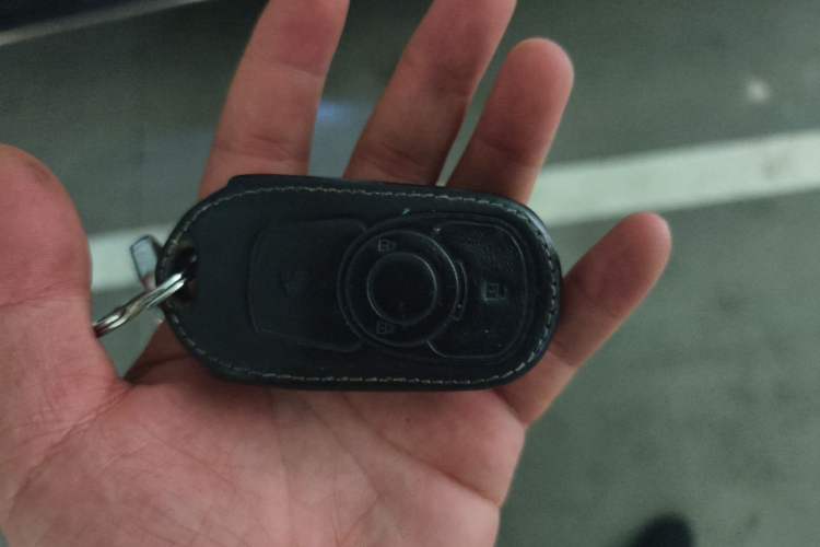Used Buick Envision 2016 20T Two-Wheel Drive Leading Version Vehicle Key