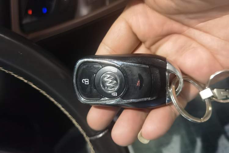 Used Buick Envision 2016 20T Two-Wheel-Drive Elite Model Vehicle Key