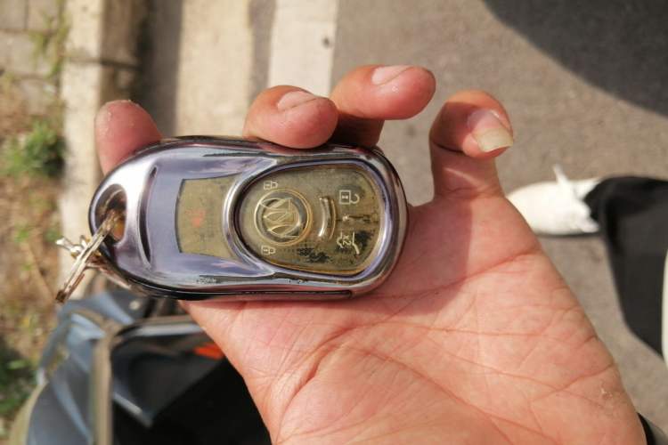 Used Buick Envision 2016 28T Four-Wheel Drive Elite Version Vehicle Key