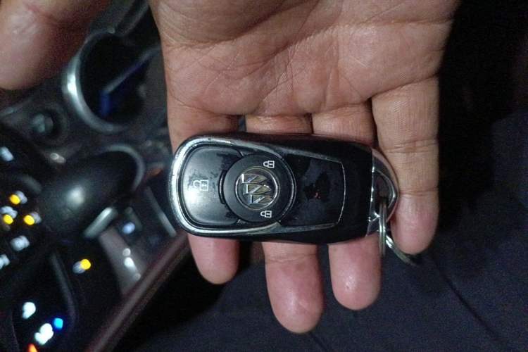 Used Buick Envision 2016 20T Two-Wheel-Drive Elite Model Vehicle Key
