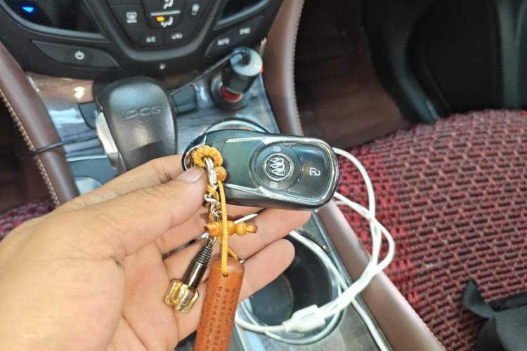 Used Buick Envision 2016 20T Two-Wheel-Drive Elite Model Vehicle Key