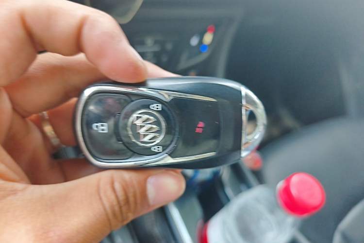 Used Buick Envision 2016 20T Two-Wheel-Drive Elite Model Vehicle Key