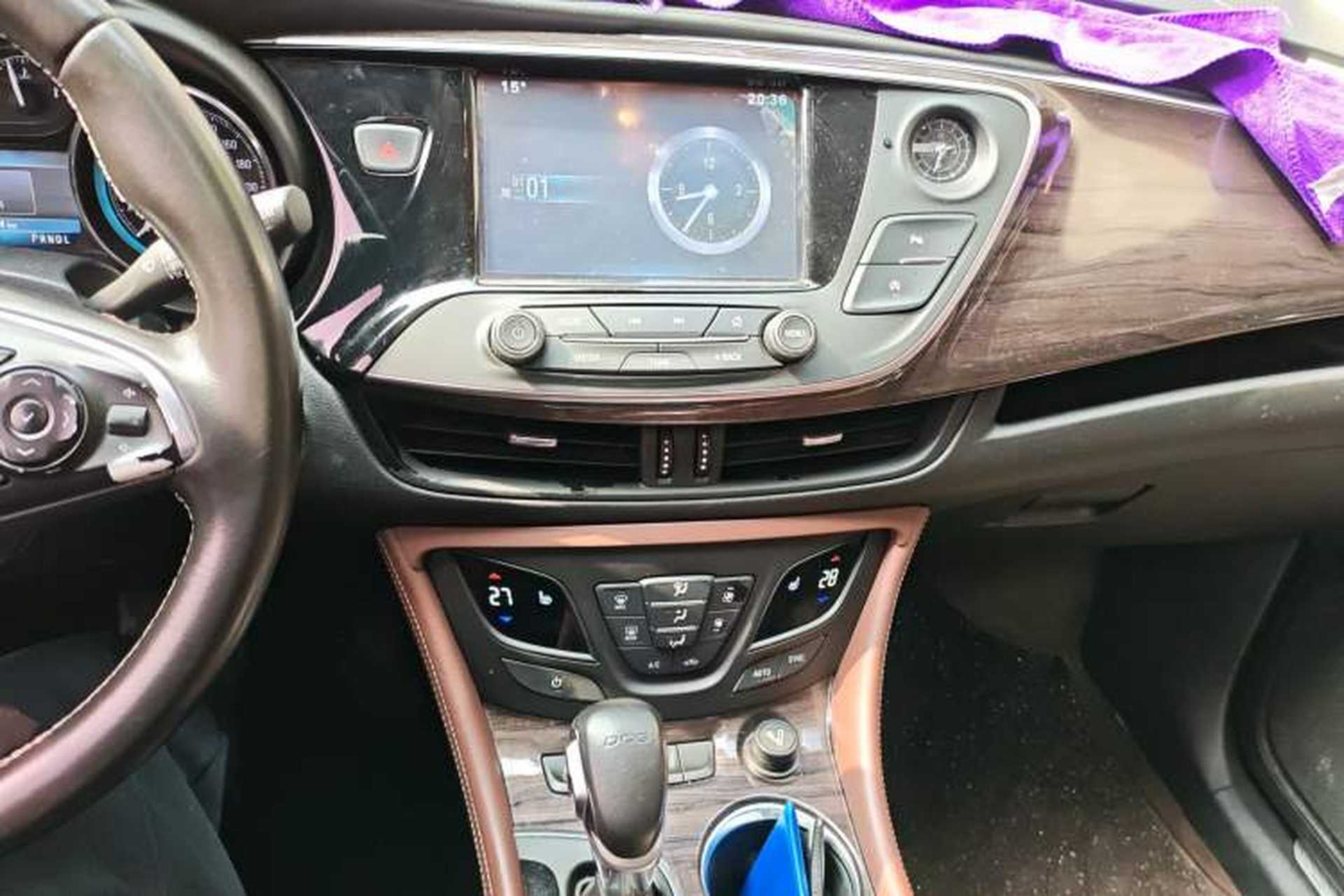 Used Buick Envision 2016 20T Four-Wheel Drive Elite Model Audio And AC Panel