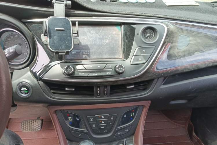 Used Buick Envision 2016 20T Two-Wheel-Drive Elite Model Audio And AC Panel