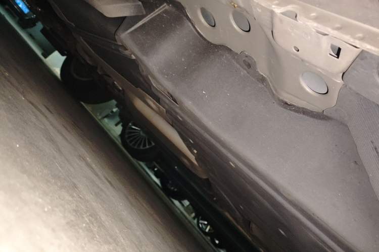 Used Buick Envision 2016 28T Four-Wheel Drive Luxury Model Chassis Rear Left