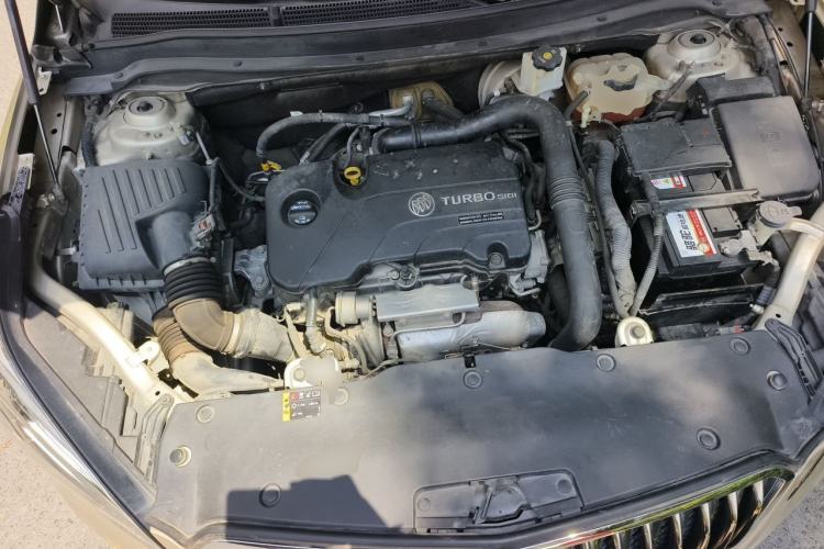 Used Buick Envision 2016 20T Two-Wheel Drive Leading Version Engine Bay