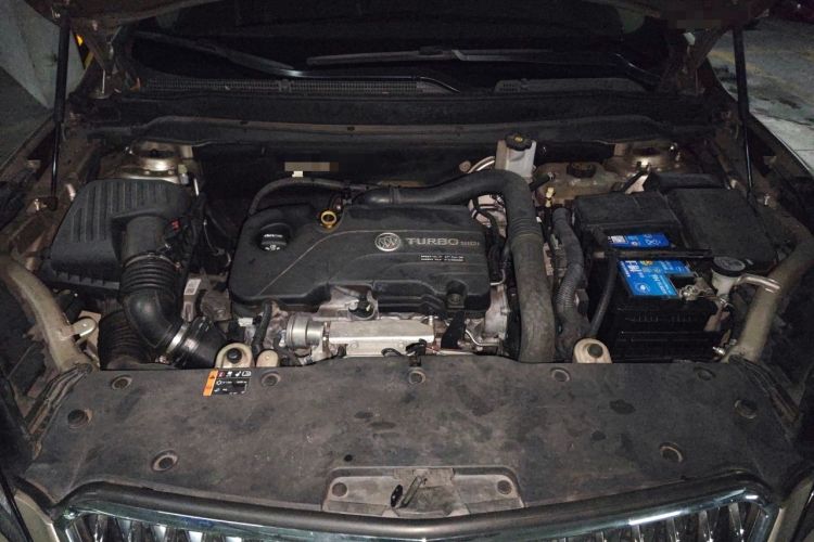 Used Buick Envision 2016 20T Two-Wheel Drive Leading Version Engine Bay