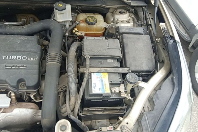 Used Buick Envision 2016 20T Two-Wheel-Drive Elite Model Engine Bay Left