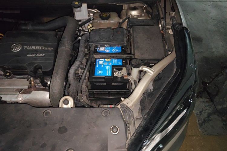 Used Buick Envision 2016 20T Two-Wheel Drive Leading Version Engine Bay Left