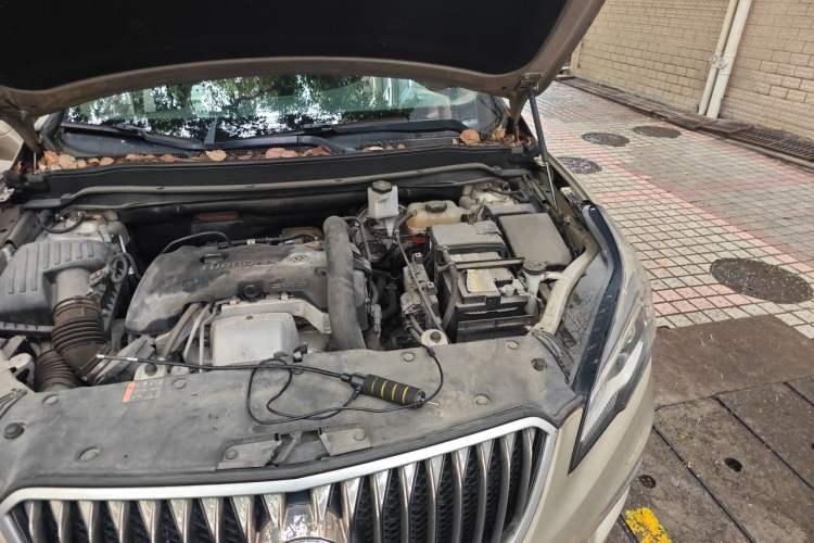Used Buick Envision 2016 28T All-Wheel-Drive All-Terrain Sport Flagship Edition Engine Bay Left
