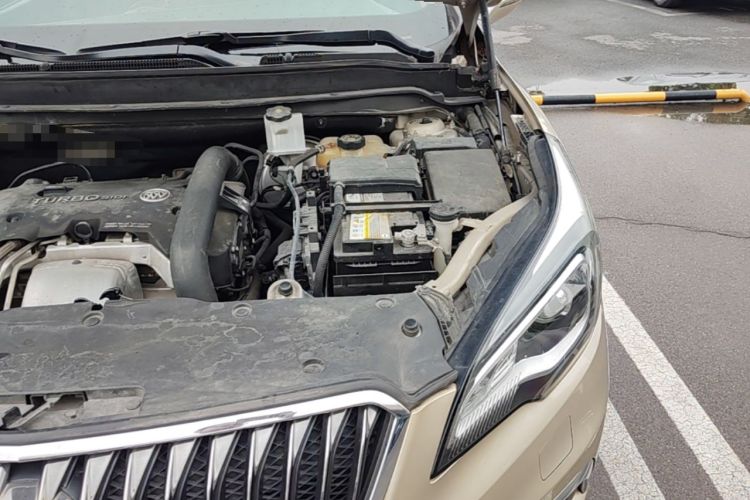 Used Buick Envision 2016 28T Four-Wheel Drive Elite Version Engine Bay Left