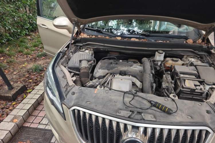 Used Buick Envision 2016 28T All-Wheel-Drive All-Terrain Sport Flagship Edition Engine Bay Right