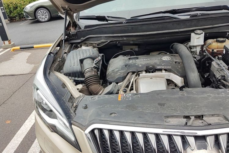 Used Buick Envision 2016 28T Four-Wheel Drive Elite Version Engine Bay Right
