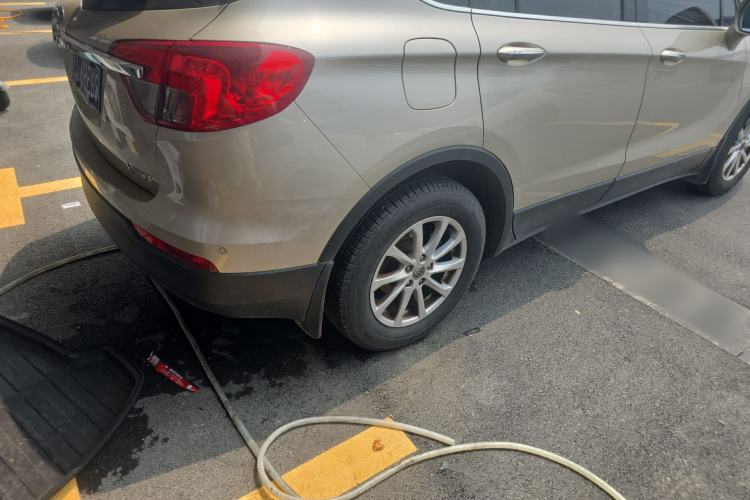 Used Buick Envision 2016 20T Two-Wheel Drive Leading Version Exterior 5