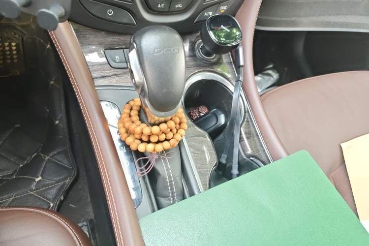 Used Buick Envision 2016 20T Two-Wheel-Drive Elite Model Gear Lever