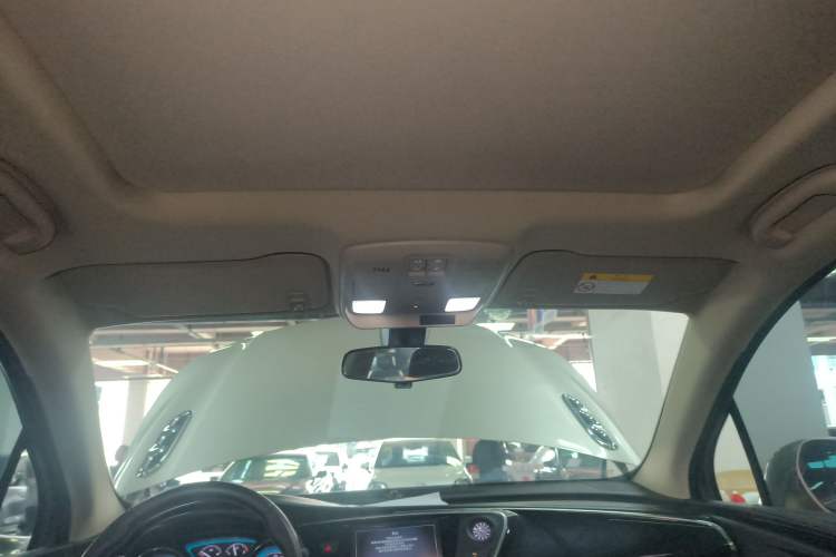 Used Buick Envision 2016 20T Two-Wheel-Drive Elite Model Headliner
