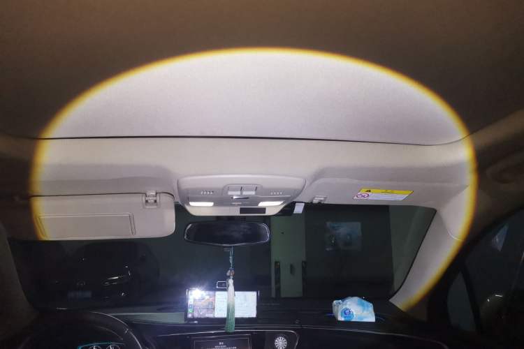 Used Buick Envision 2016 20T Two-Wheel-Drive Elite Model Headliner