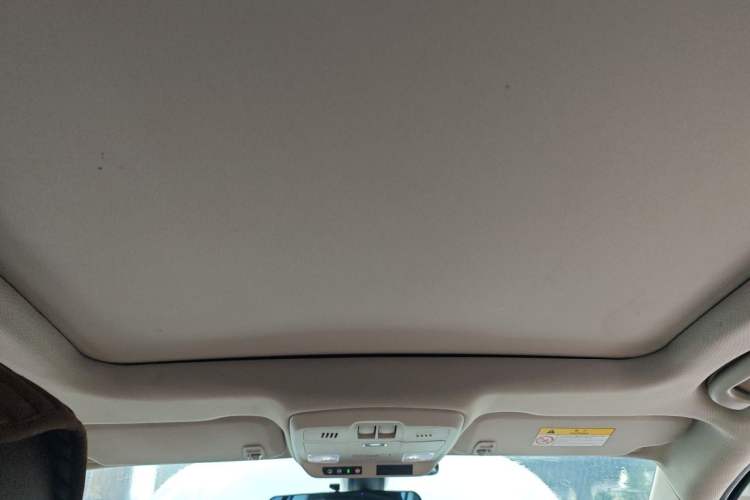 Used Buick Envision 2016 20T Four-Wheel Drive Elite Model Headliner