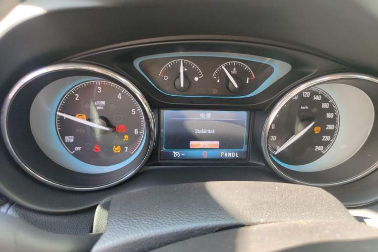 Used Buick Envision 2016 20T Two-Wheel-Drive Elite Model Instrument Cluster