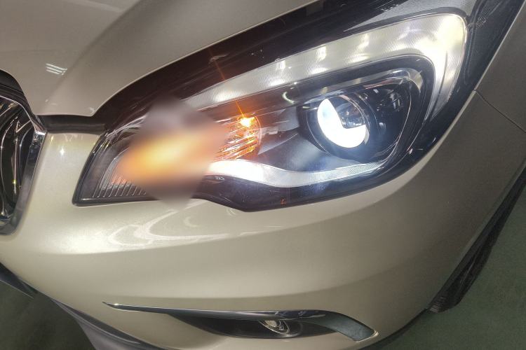 Used Buick Envision 2016 20T Two-Wheel-Drive Elite Model Left Front Headlight