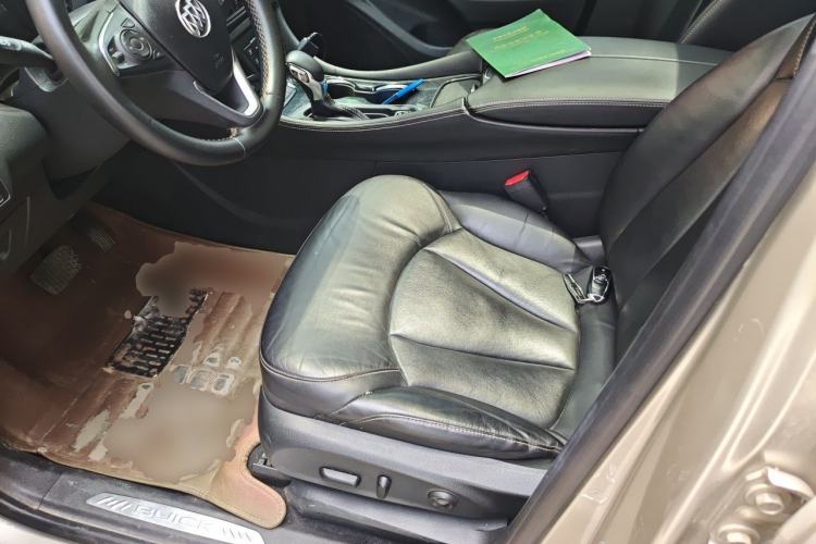 Used Buick Envision 2016 20T Two-Wheel-Drive Elite Model Left Front Seat